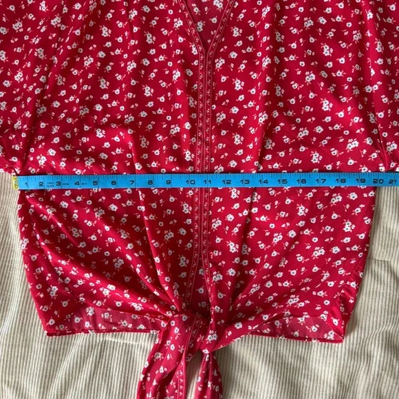 Max Studio Red Floral Tie Waist Angel Sleeve Kimono Style Blouse Size Large - Picture 9 of 11